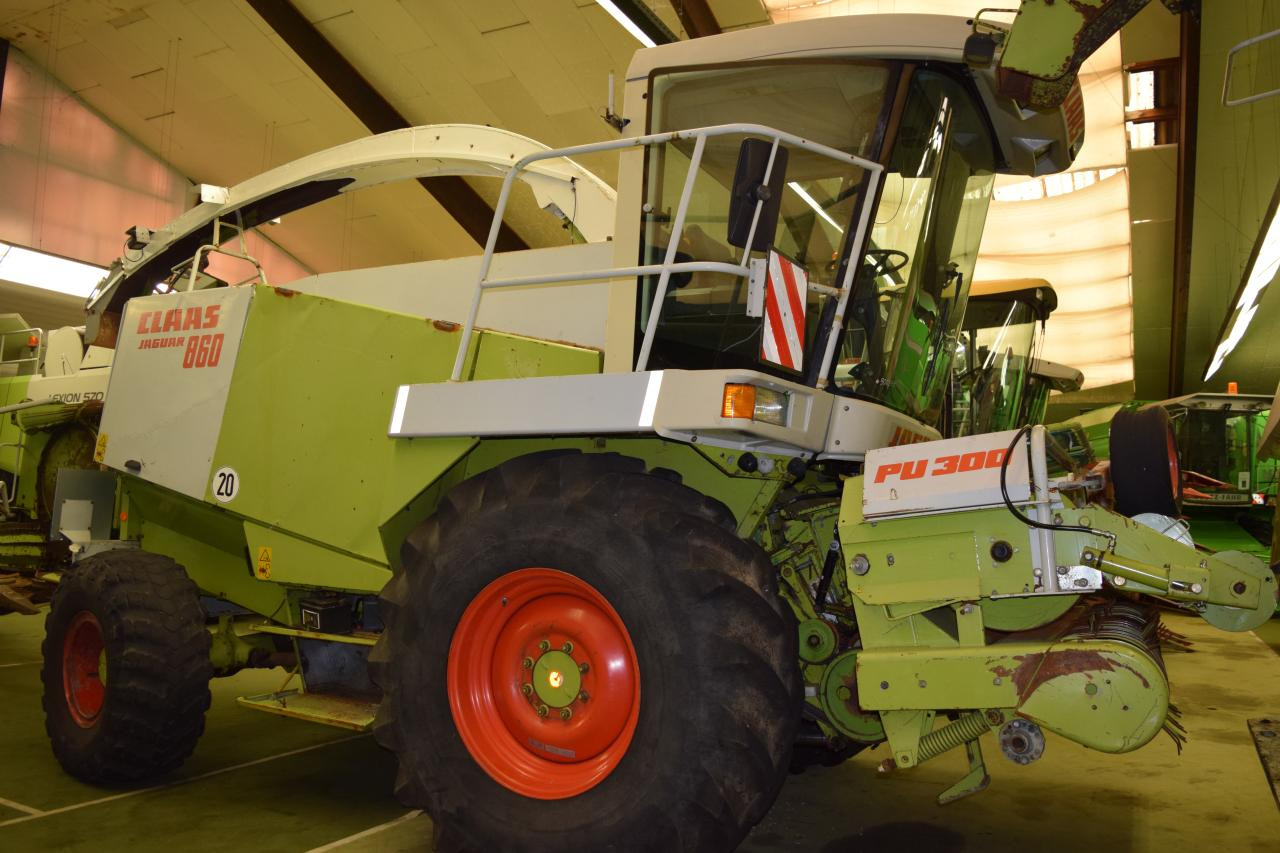 CLAAS Jaguar 860 - Pašarų kombainas: foto 1 CLAAS Jaguar 860 - Pašarų kombainas: foto 1