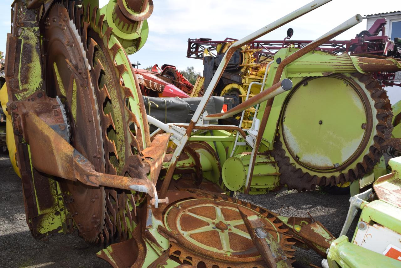 CLAAS RU 450 - Kukurūzų pjaunamoji: foto 1 CLAAS RU 450 - Kukurūzų pjaunamoji: foto 1