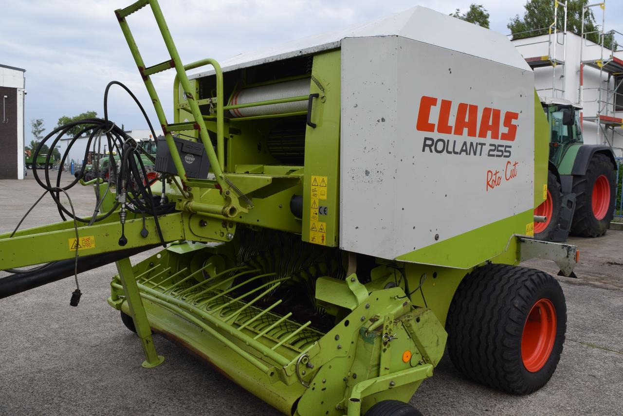 CLAAS Rollant 255 RC - Ruloninis presas: foto 4 CLAAS Rollant 255 RC - Ruloninis presas: foto 4