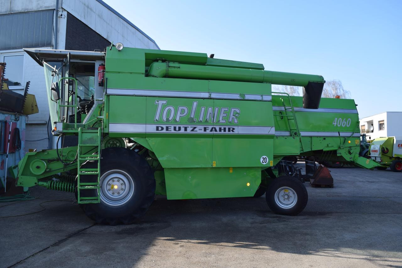 Deutz-Fahr 4060 TopL. - Derliaus nuėmimo kombainas: foto 1 Deutz-Fahr 4060 TopL. - Derliaus nuėmimo kombainas: foto 1