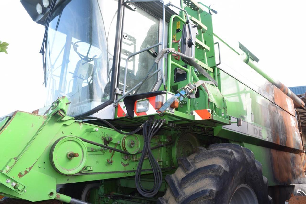 Deutz-Fahr 4075 - Brandschaden - Derliaus nuėmimo kombainas: foto 2 Deutz-Fahr 4075 - Brandschaden - Derliaus nuėmimo kombainas: foto 2