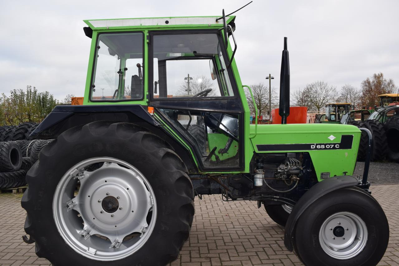 Deutz-Fahr D6507 C - Traktorius: foto 3 Deutz-Fahr D6507 C - Traktorius: foto 3