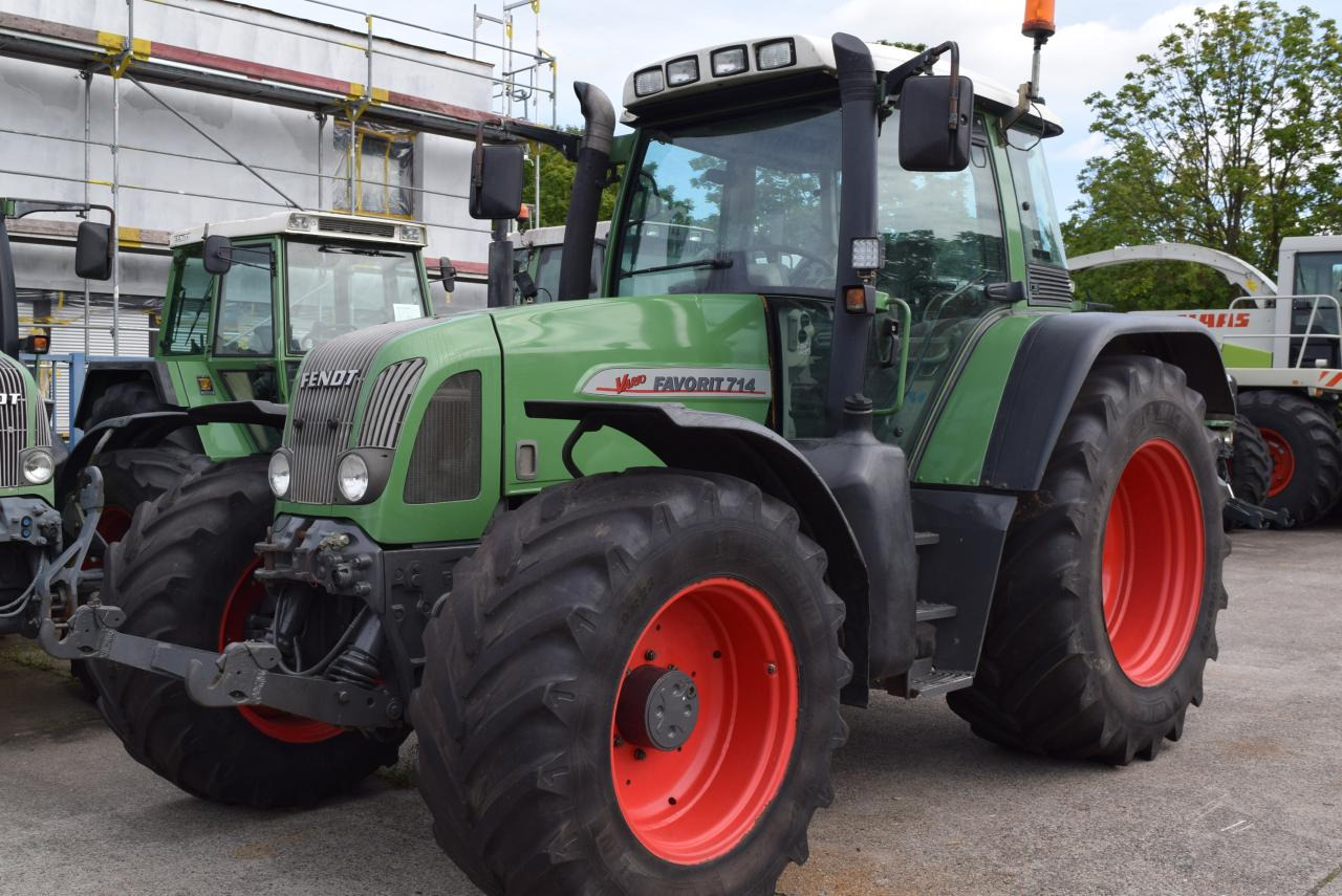 Fendt 714 Vario - Traktorius: foto 3 Fendt 714 Vario - Traktorius: foto 3