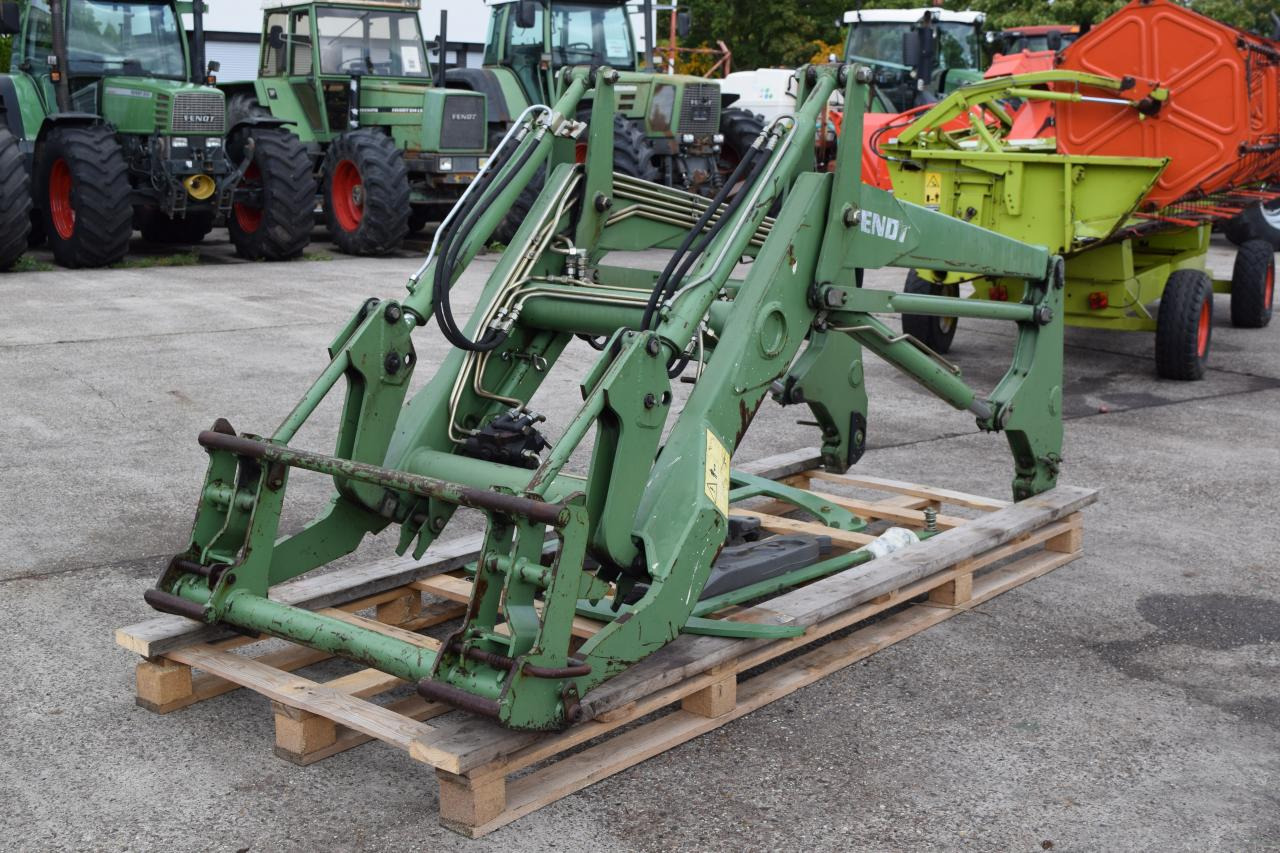 Fendt Frontlader für Serie 400 - Traktorius - frontalinis krautuvas: foto 1 Fendt Frontlader für Serie 400 - Traktorius - frontalinis krautuvas: foto 1