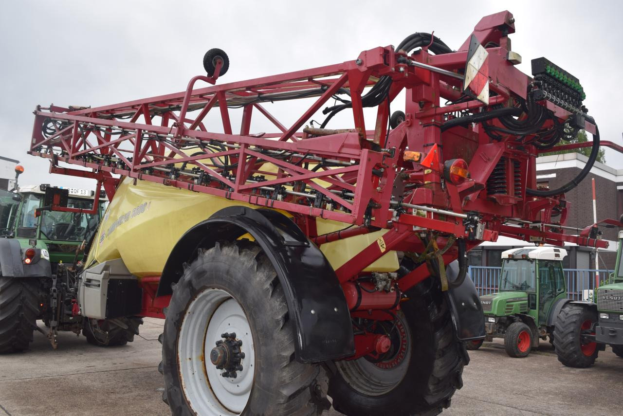 Hardi Commander 6600 i - Prikabinamas purkštuvas: foto 3 Hardi Commander 6600 i - Prikabinamas purkštuvas: foto 3