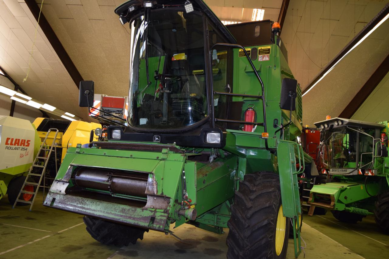 John Deere 1177 - Derliaus nuėmimo kombainas: foto 4 John Deere 1177 - Derliaus nuėmimo kombainas: foto 4