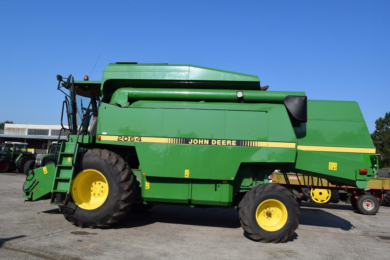 John Deere 2064 - Derliaus nuėmimo kombainas: foto 3 John Deere 2064 - Derliaus nuėmimo kombainas: foto 3