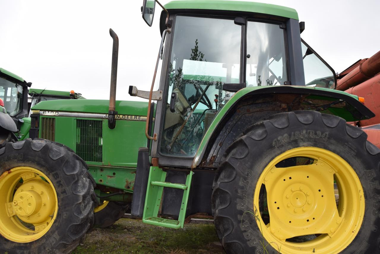 John Deere 6100 - Traktorius: foto 3 John Deere 6100 - Traktorius: foto 3