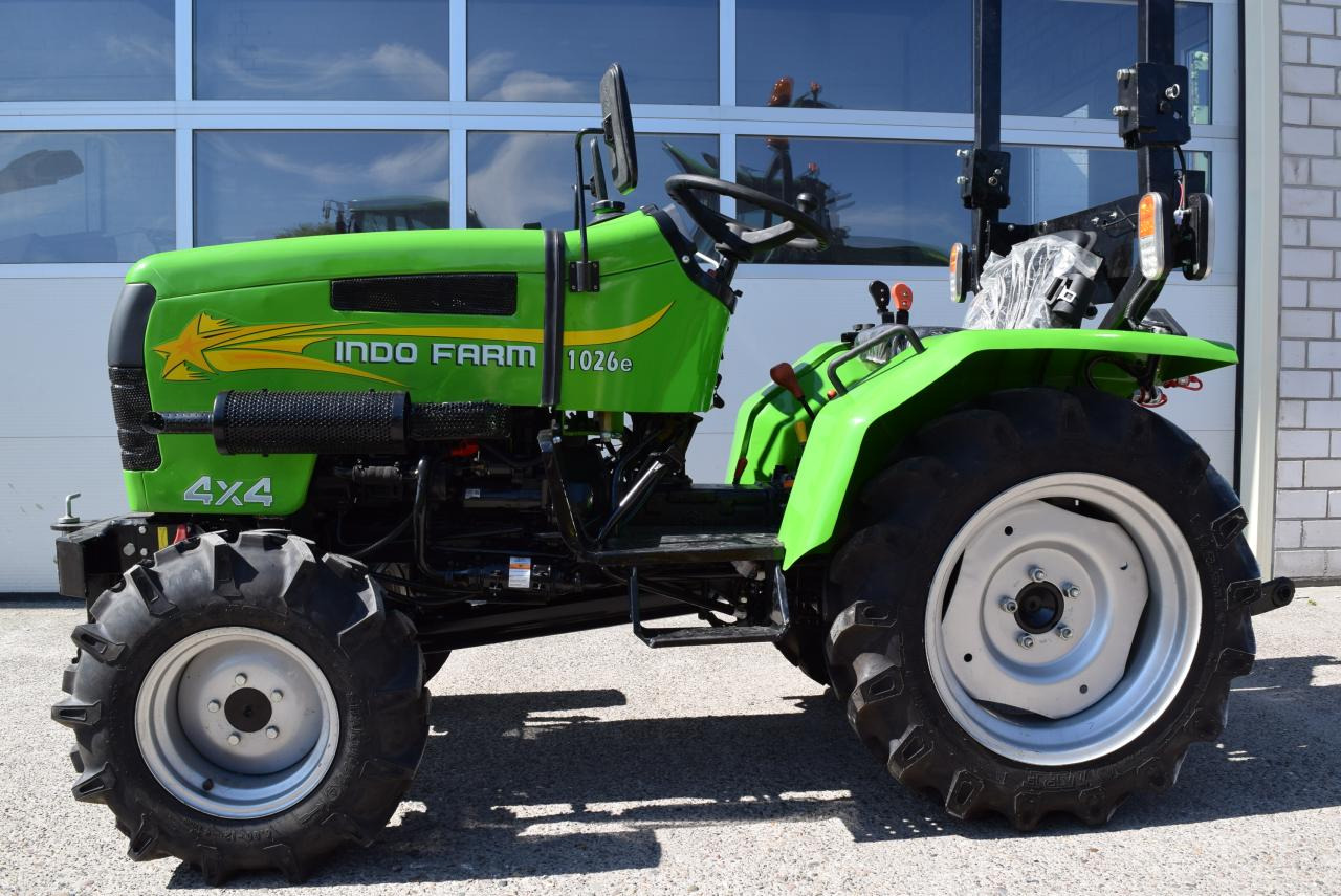 Klein-/Schmalspurtraktor INDO 1026 - Traktorius su dideliu klirensu: foto 1 Klein-/Schmalspurtraktor INDO 1026 - Traktorius su dideliu klirensu: foto 1