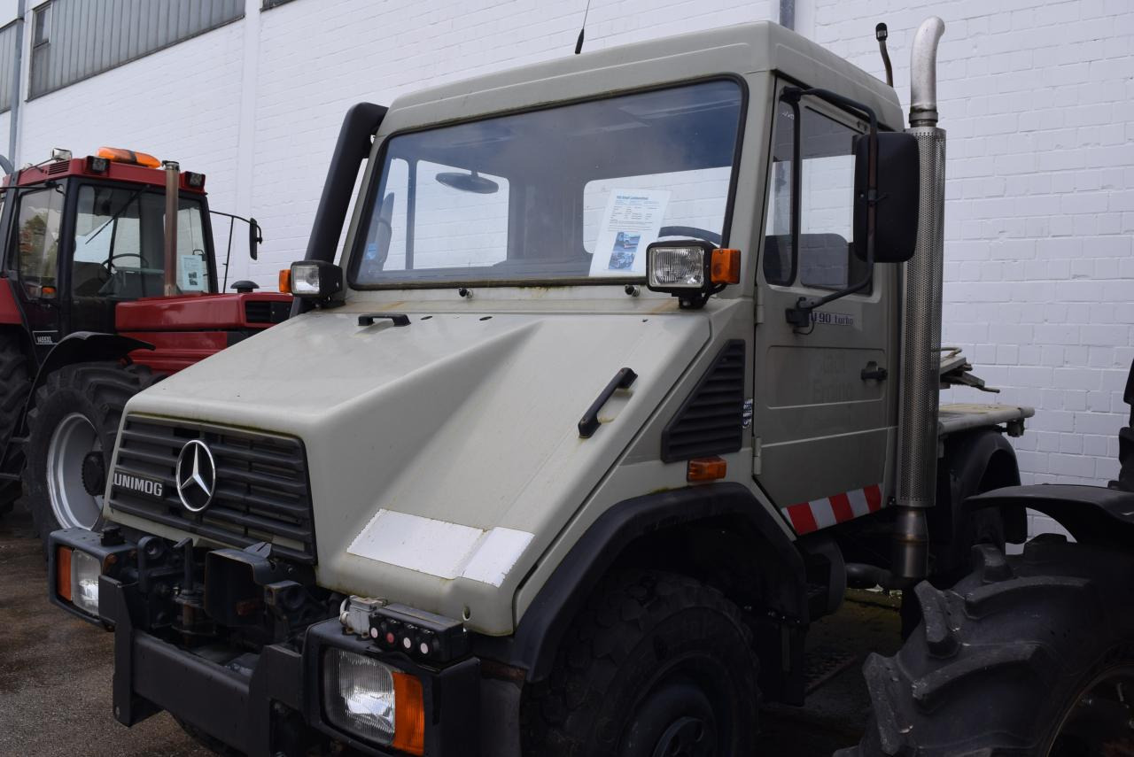 Mercedes-Benz Unimog U 90 - Komunalinė/ Specializuota technika: foto 1 Mercedes-Benz Unimog U 90 - Komunalinė/ Specializuota technika: foto 1