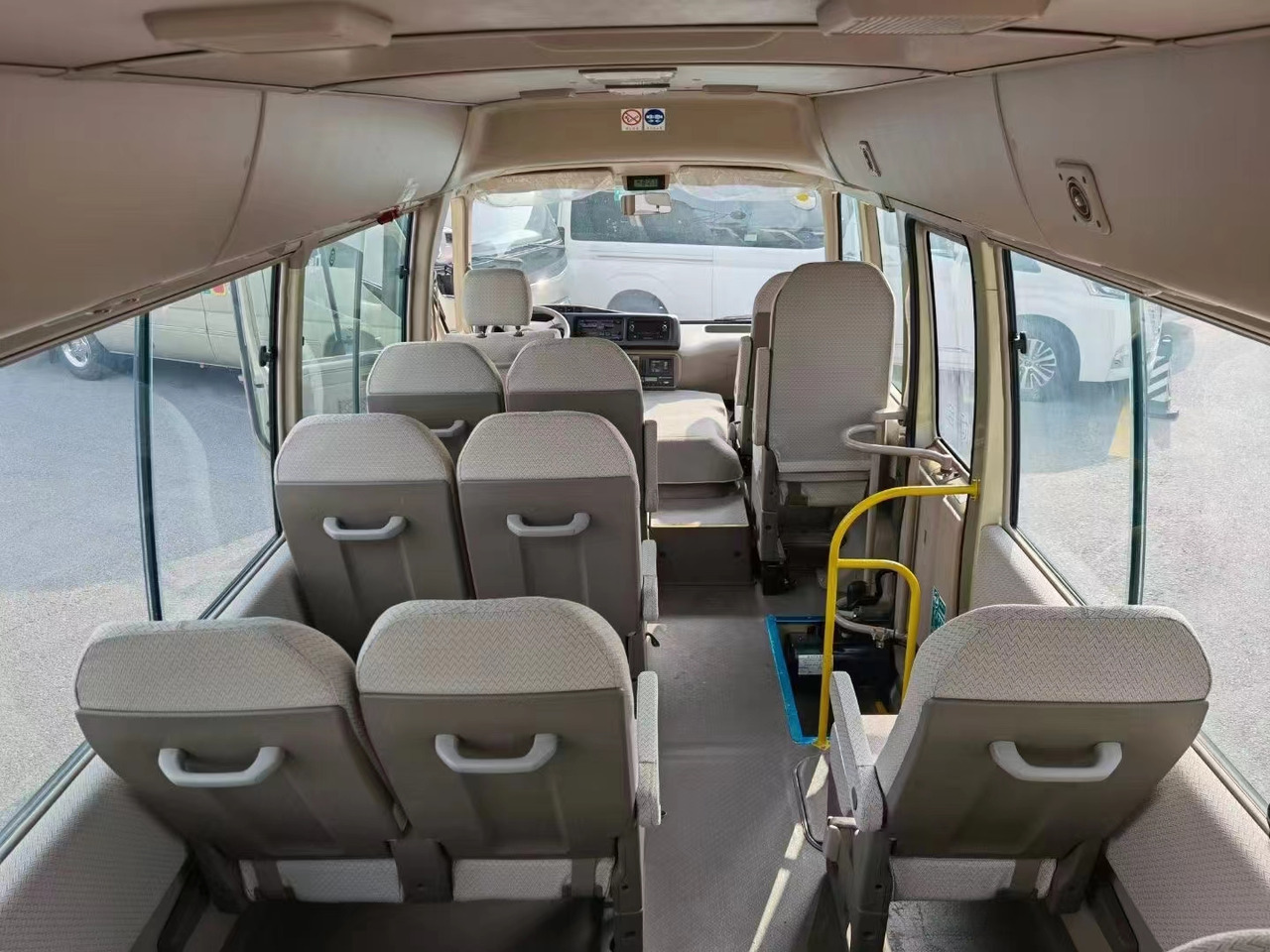 TOYOTA COASTER - Autobusas: foto 4 TOYOTA COASTER - Autobusas: foto 4