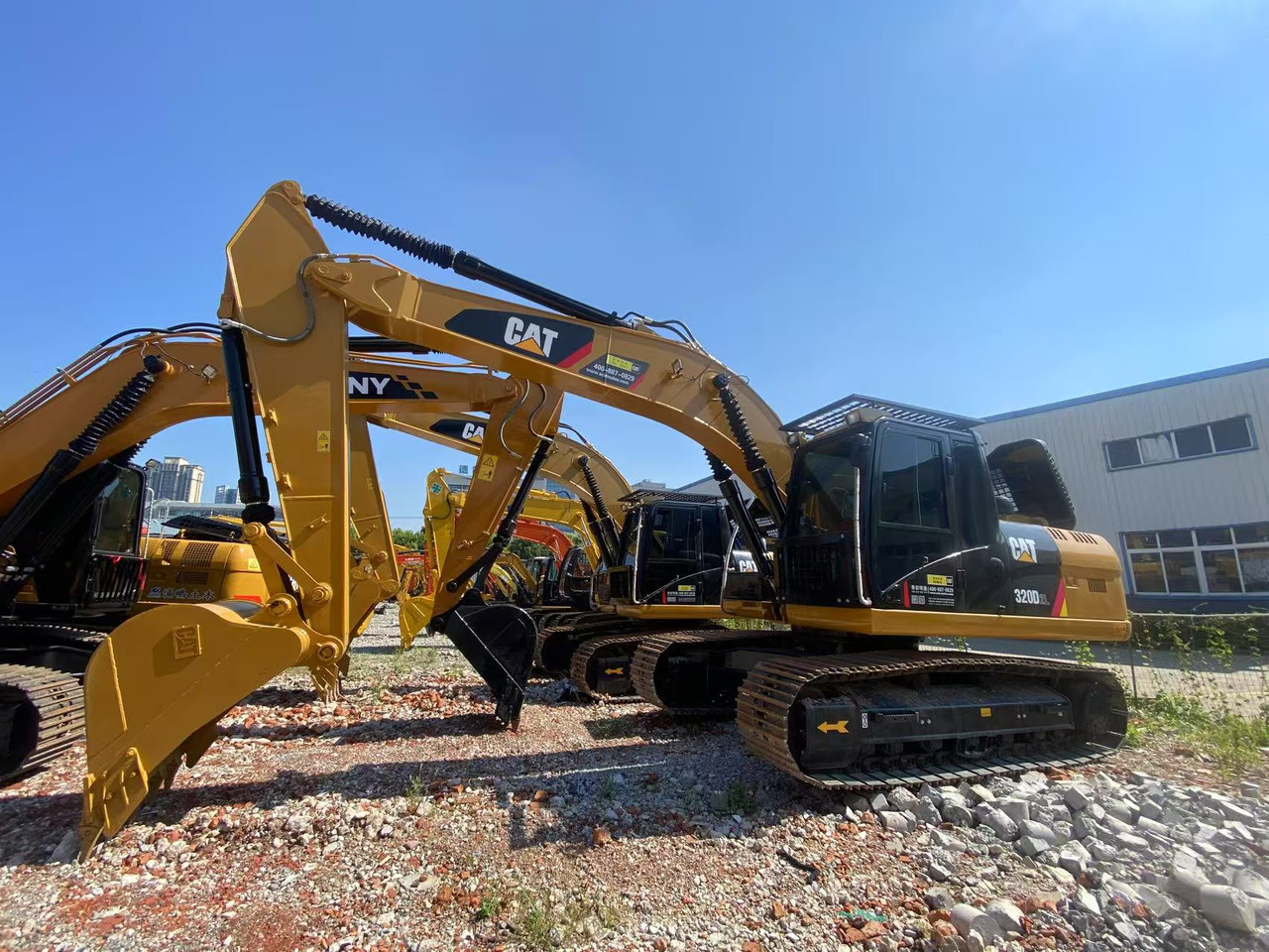 CAT 320D2L - Vikšrinis ekskavatorius: foto 3 CAT 320D2L - Vikšrinis ekskavatorius: foto 3