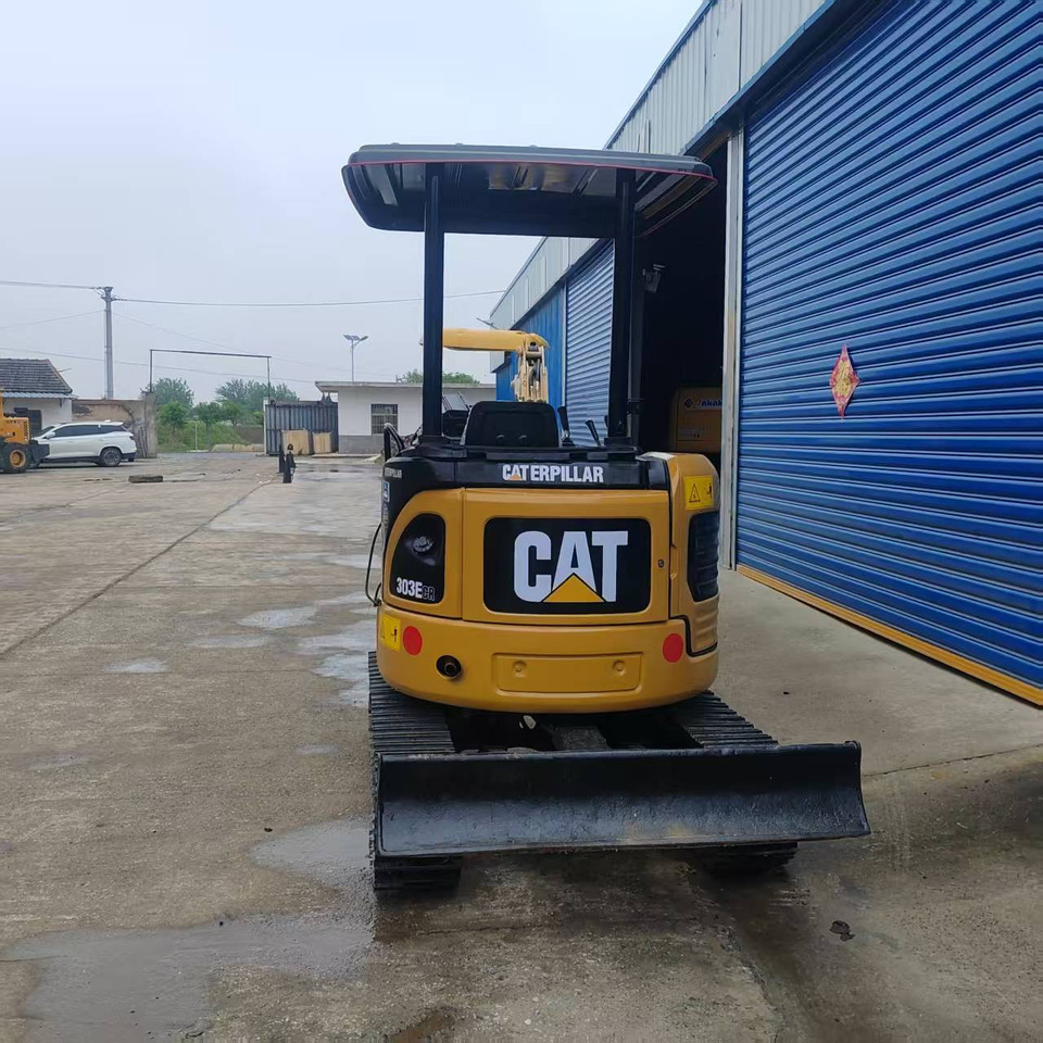 CATERPILLAR 303ECR - Mini ekskavatorius: foto 2 CATERPILLAR 303ECR - Mini ekskavatorius: foto 2