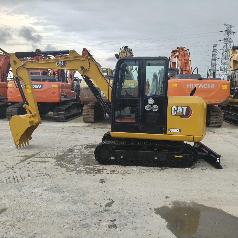CATERPILLAR 306E - Mini ekskavatorius: foto 1 CATERPILLAR 306E - Mini ekskavatorius: foto 1