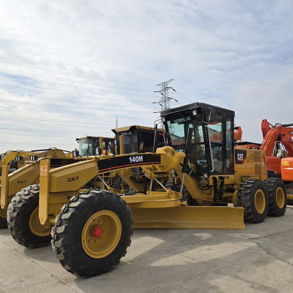 Caterpillar 140H - Greideris: foto 1 Caterpillar 140H - Greideris: foto 1
