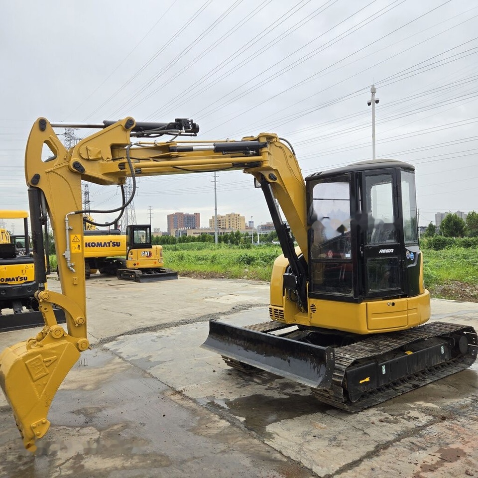 Caterpillar 305CR - Mini ekskavatorius: foto 1 Caterpillar 305CR - Mini ekskavatorius: foto 1