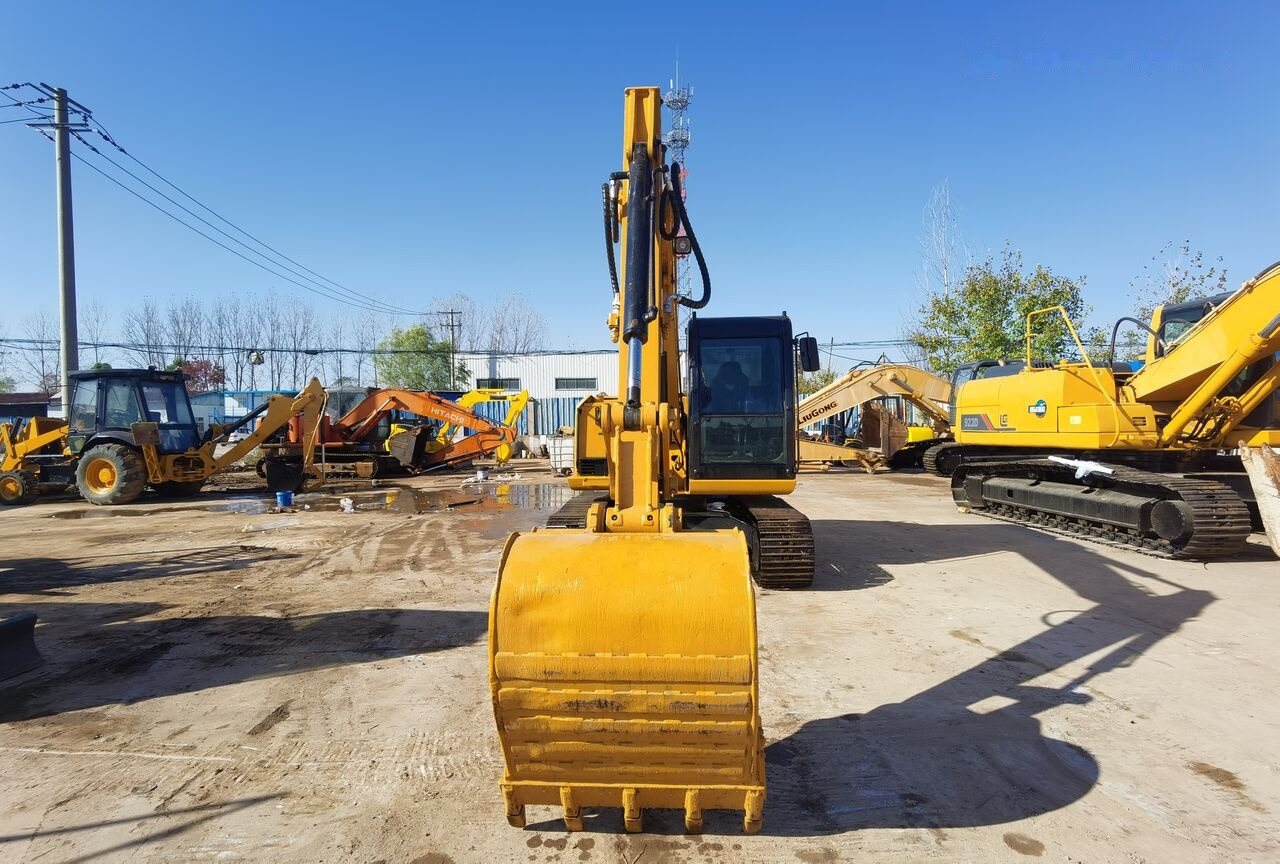 Caterpillar 308E - Mini ekskavatorius: foto 1 Caterpillar 308E - Mini ekskavatorius: foto 1