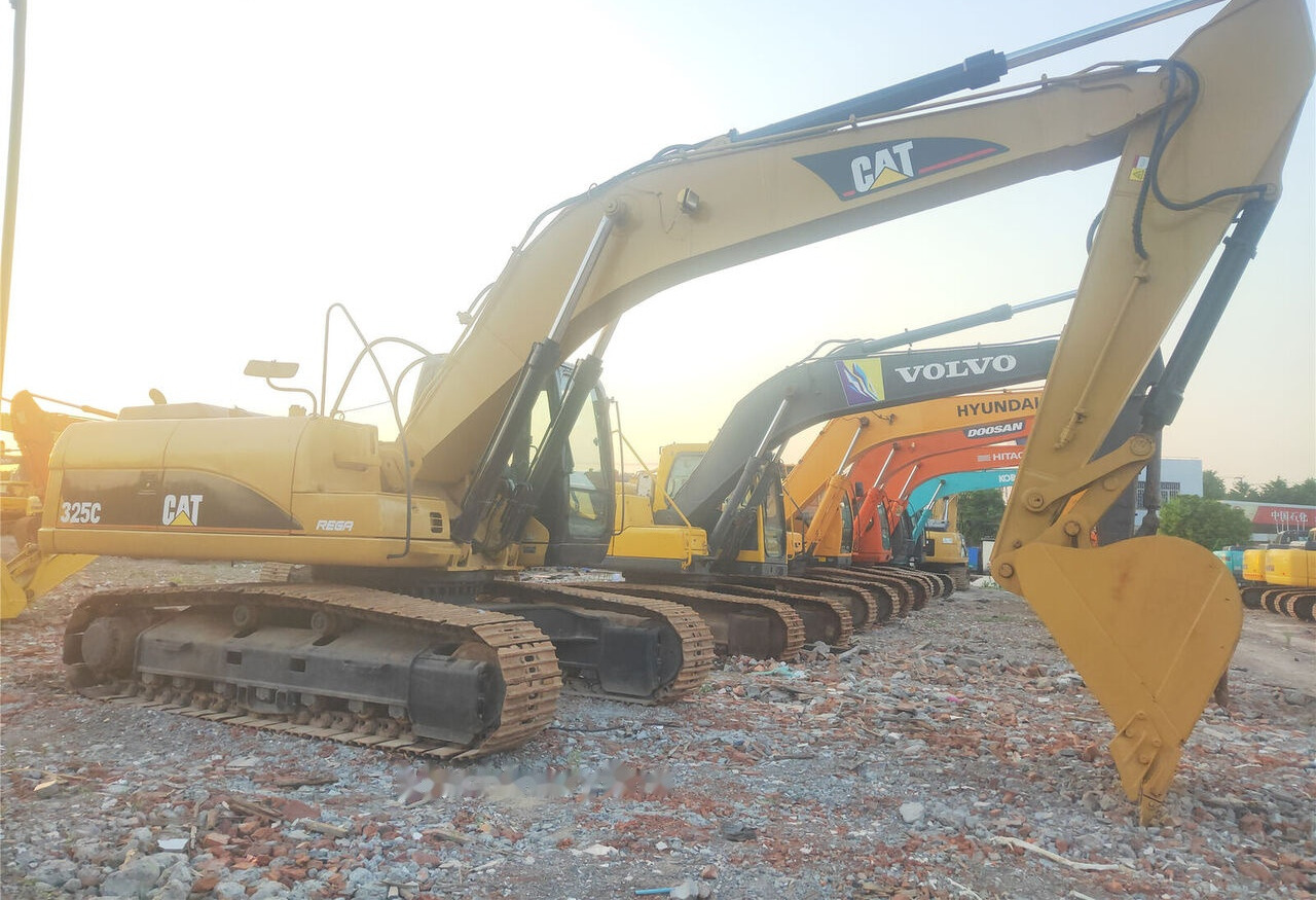 Caterpillar 325C - Vikšrinis ekskavatorius: foto 1 Caterpillar 325C - Vikšrinis ekskavatorius: foto 1