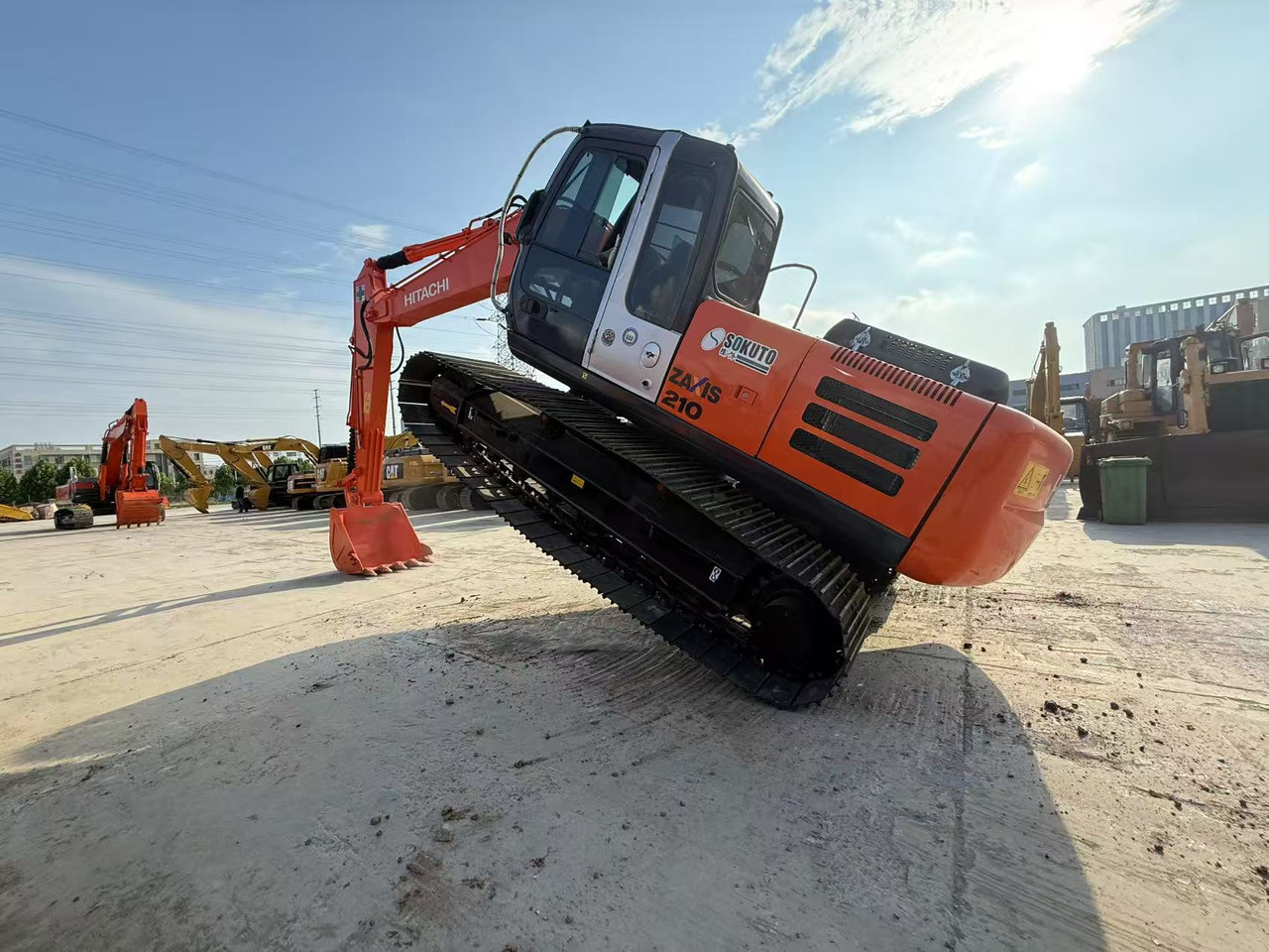 HITACHI ZX210 - Vikšrinis ekskavatorius: foto 4 HITACHI ZX210 - Vikšrinis ekskavatorius: foto 4