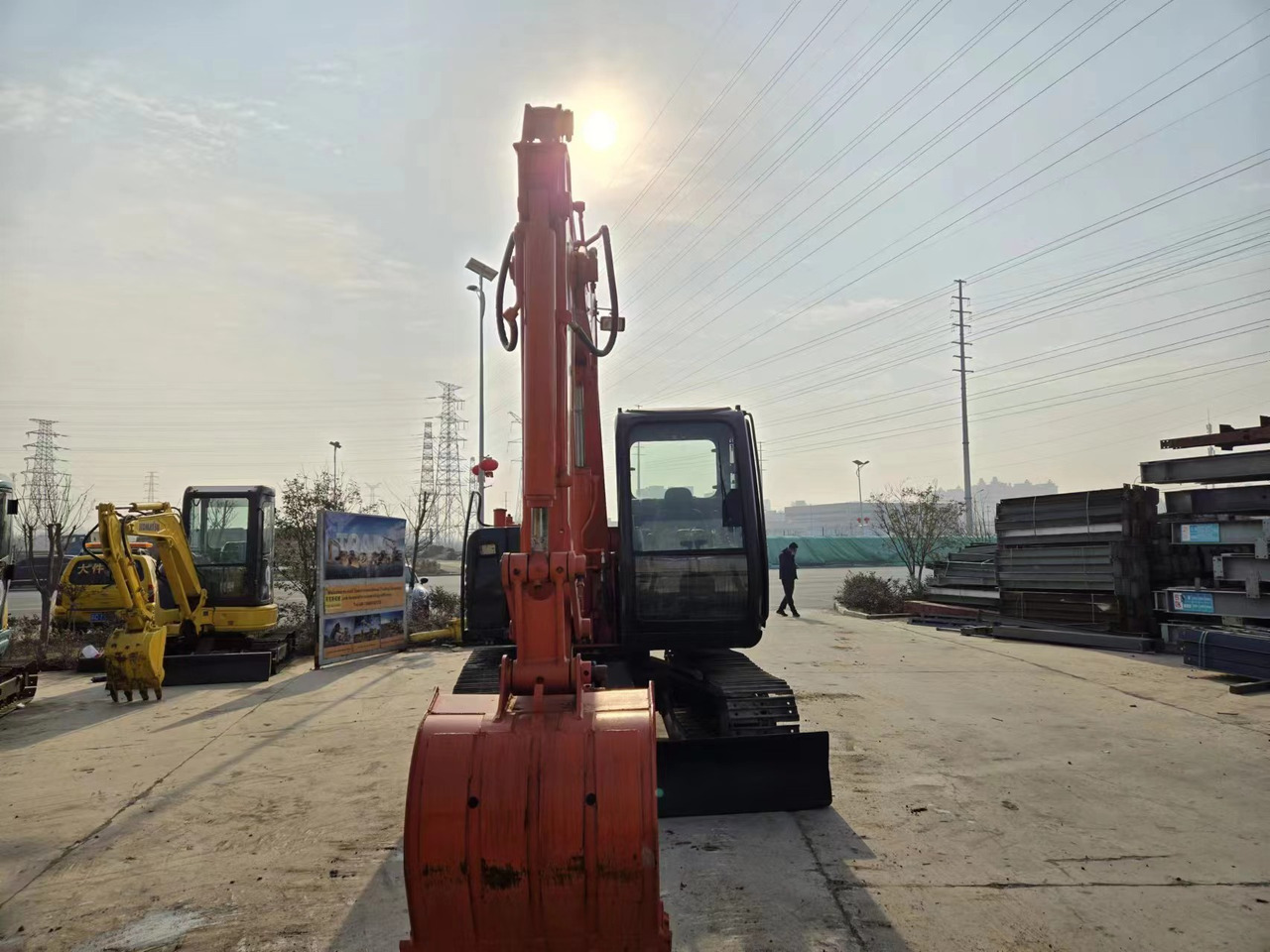 Mini ekskavatorius HITACHI ZX60: foto 7