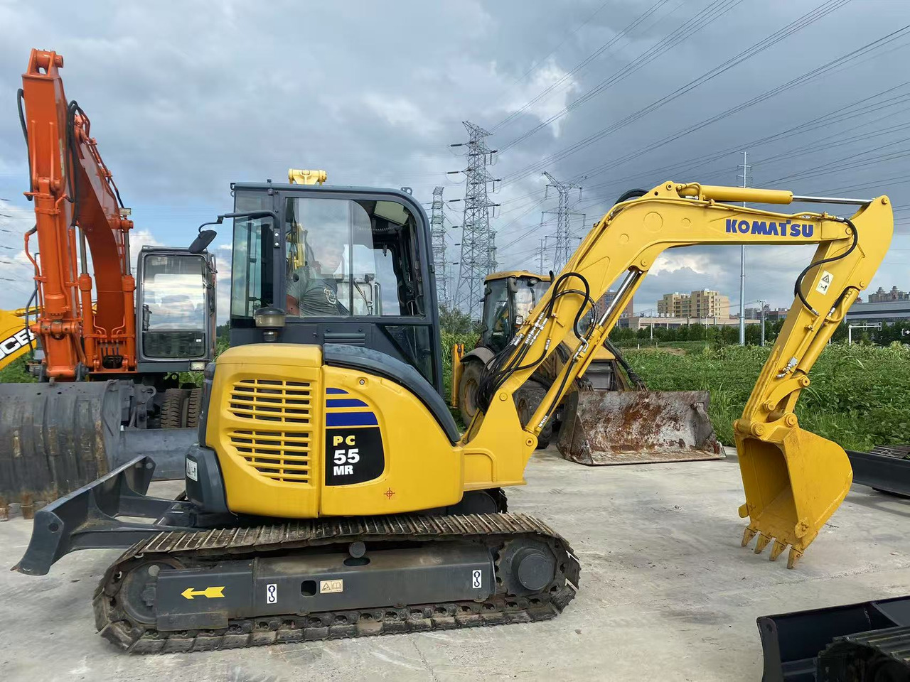 KOMATSU PC55MR - Mini ekskavatorius: foto 1 KOMATSU PC55MR - Mini ekskavatorius: foto 1