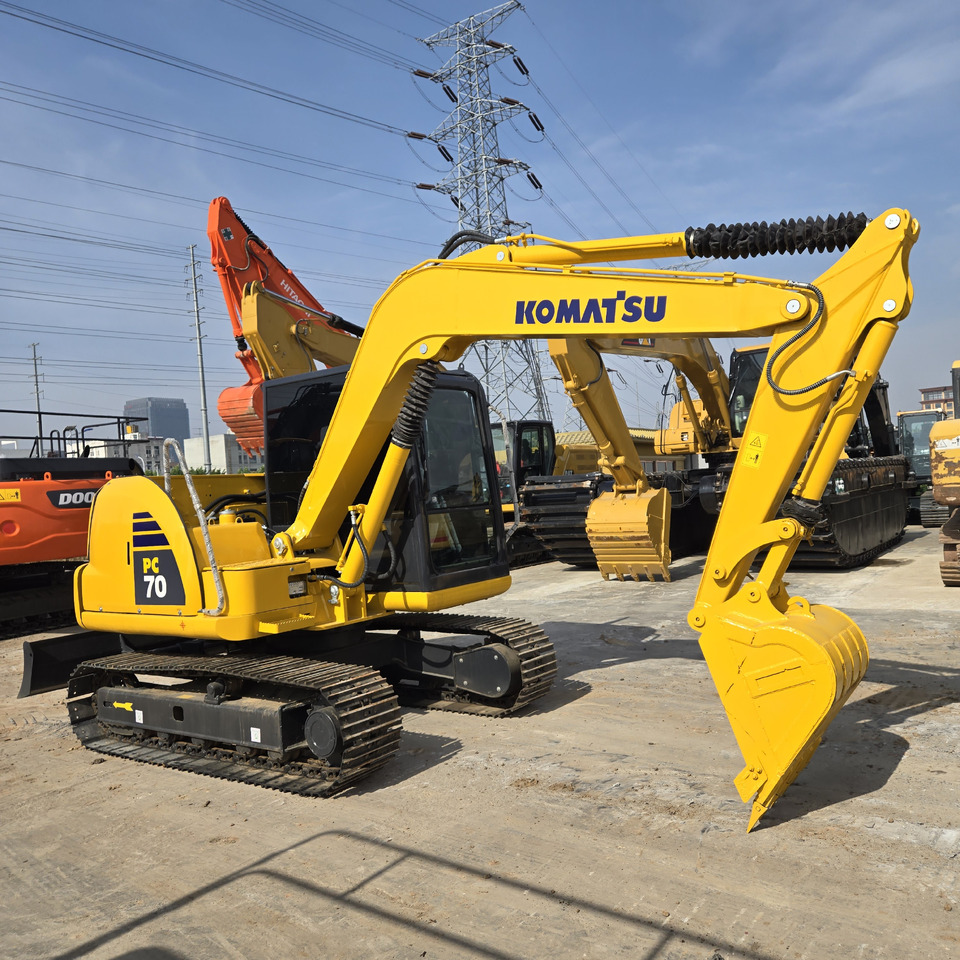 KOMATSU PC70-8 - Mini ekskavatorius: foto 3 KOMATSU PC70-8 - Mini ekskavatorius: foto 3