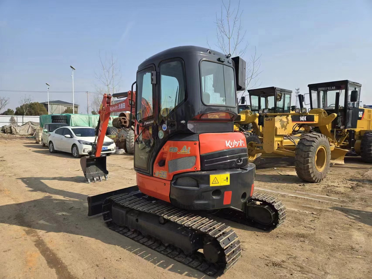 KUBOTA U35 - Mini ekskavatorius: foto 2 KUBOTA U35 - Mini ekskavatorius: foto 2