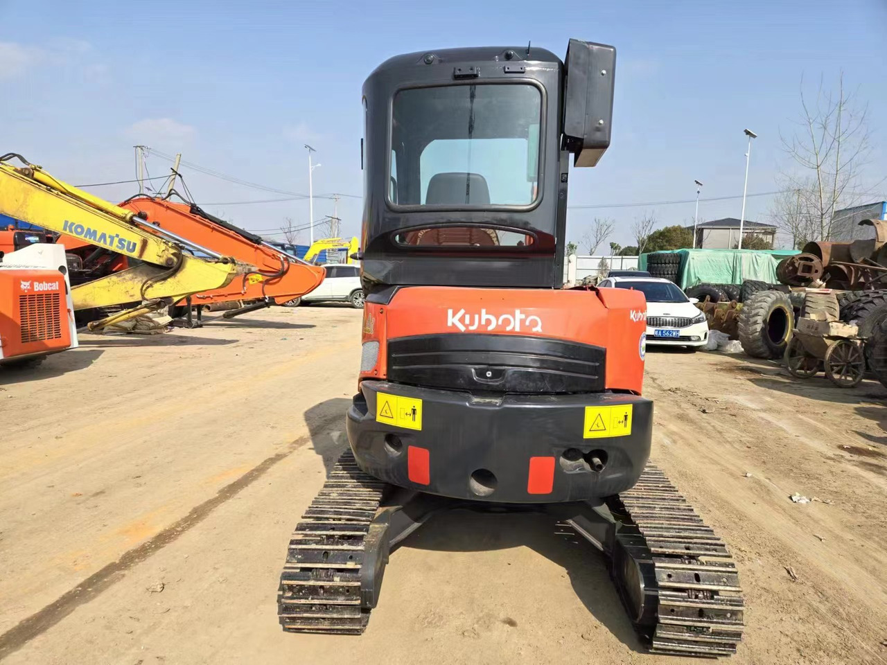 KUBOTA U35 - Mini ekskavatorius: foto 4 KUBOTA U35 - Mini ekskavatorius: foto 4