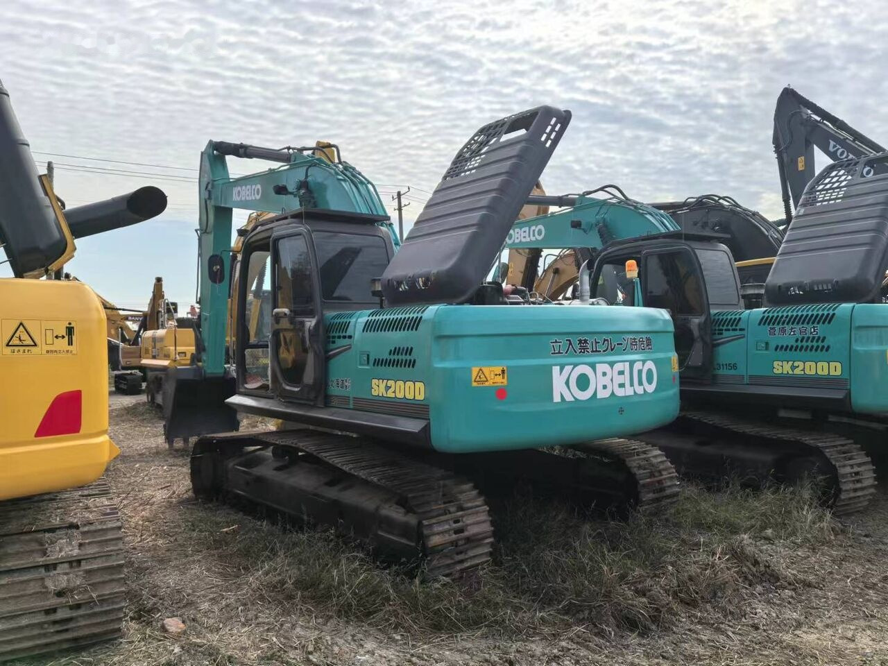 Kobelco SK200D - Vikšrinis ekskavatorius: foto 2 Kobelco SK200D - Vikšrinis ekskavatorius: foto 2
