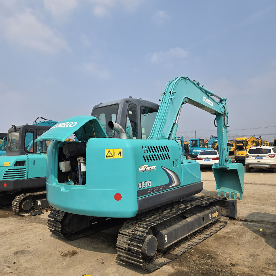 Kobelco SK75-8 - Mini ekskavatorius: foto 4 Kobelco SK75-8 - Mini ekskavatorius: foto 4