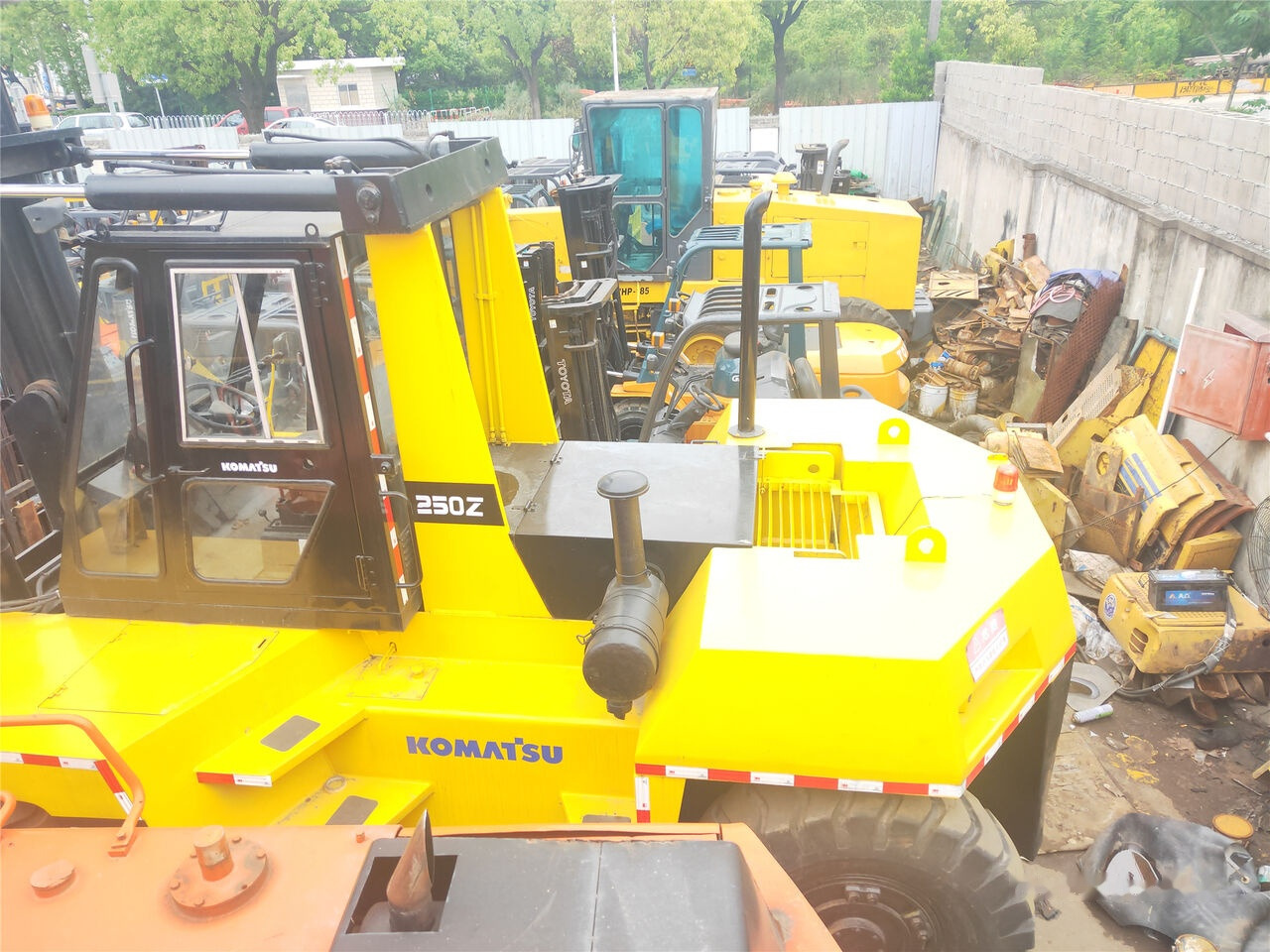 Komatsu FD250 - Dyzelinis krautuvas: foto 1 Komatsu FD250 - Dyzelinis krautuvas: foto 1