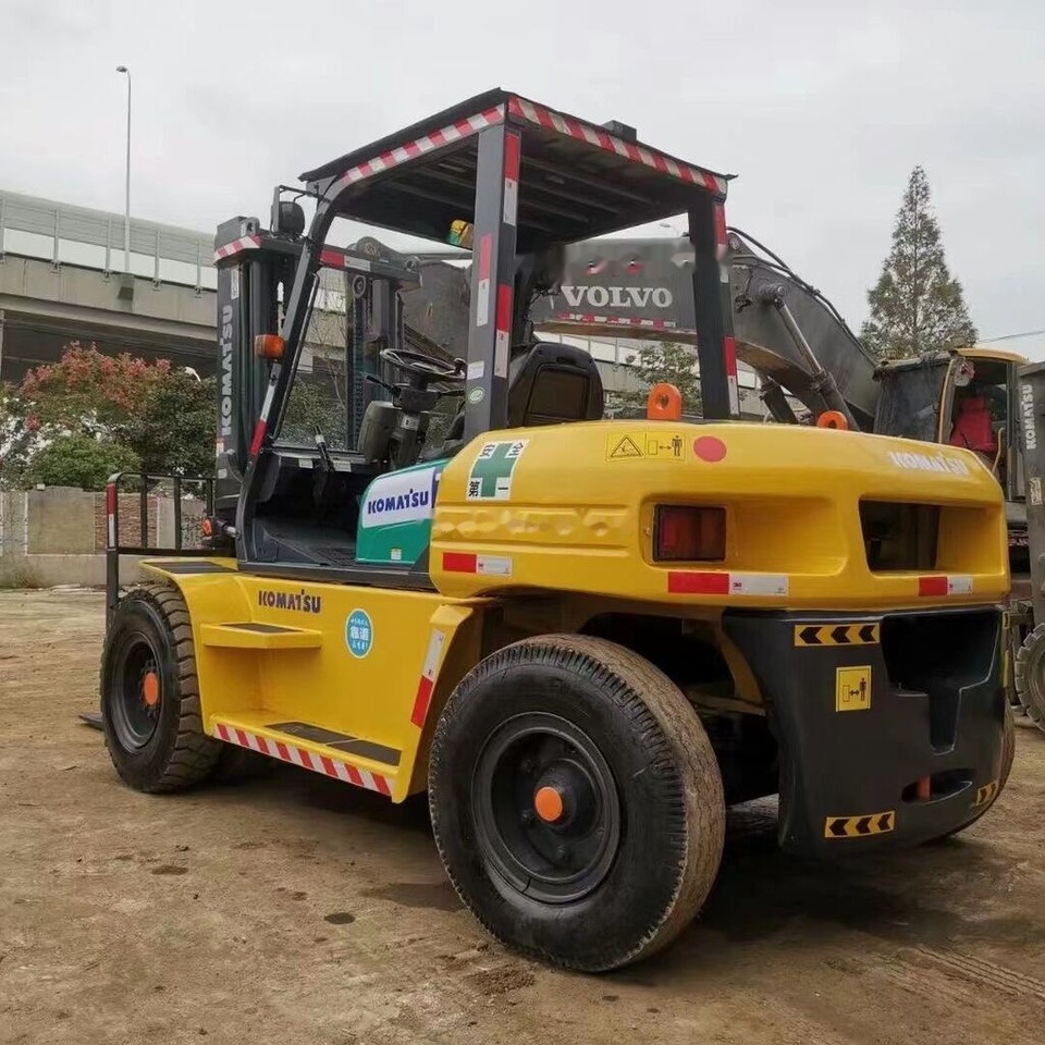 Komatsu FD70-7 - Dyzelinis krautuvas: foto 5 Komatsu FD70-7 - Dyzelinis krautuvas: foto 5