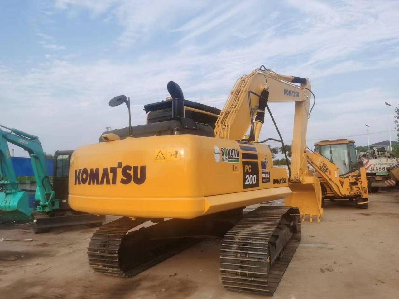 Komatsu PC200-8 - Vikšrinis ekskavatorius: foto 3 Komatsu PC200-8 - Vikšrinis ekskavatorius: foto 3