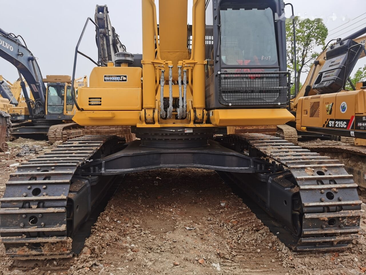Komatsu PC450-8 - Vikšrinis ekskavatorius: foto 1 Komatsu PC450-8 - Vikšrinis ekskavatorius: foto 1