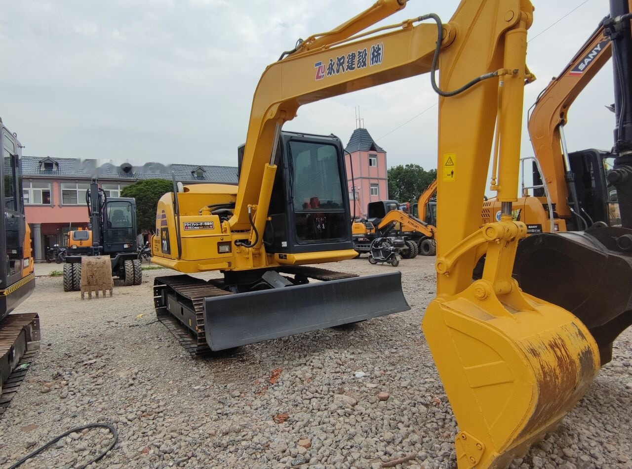 Komatsu PC70-8 - Mini ekskavatorius: foto 2 Komatsu PC70-8 - Mini ekskavatorius: foto 2