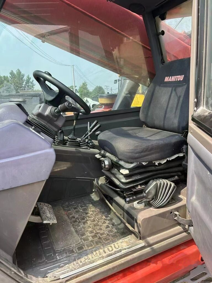 Manitou MT1740 - Teleskopinis krautuvas: foto 1 Manitou MT1740 - Teleskopinis krautuvas: foto 1