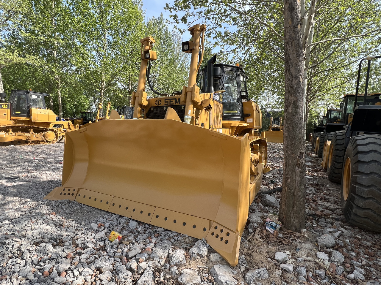 SEM SEM822D - Buldozeris: foto 1 SEM SEM822D - Buldozeris: foto 1