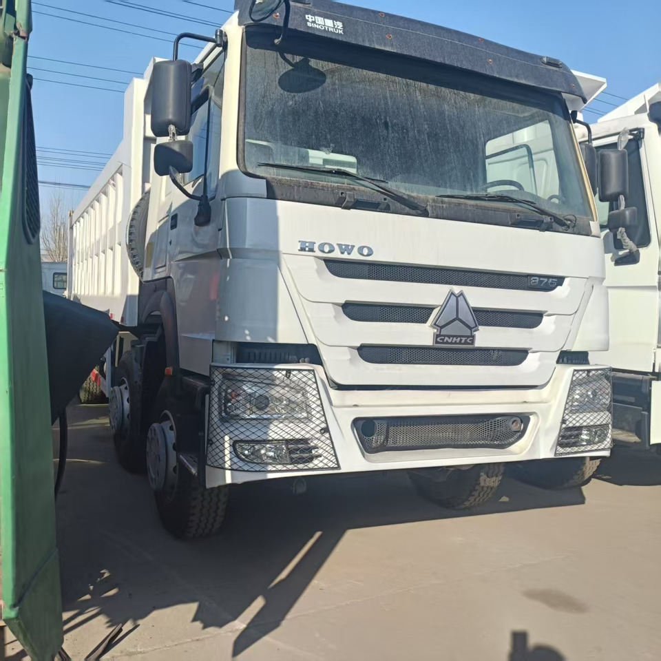 SINOTRUK HOWO 8x4 - Savivartis sunkvežimis: foto 1 SINOTRUK HOWO 8x4 - Savivartis sunkvežimis: foto 1