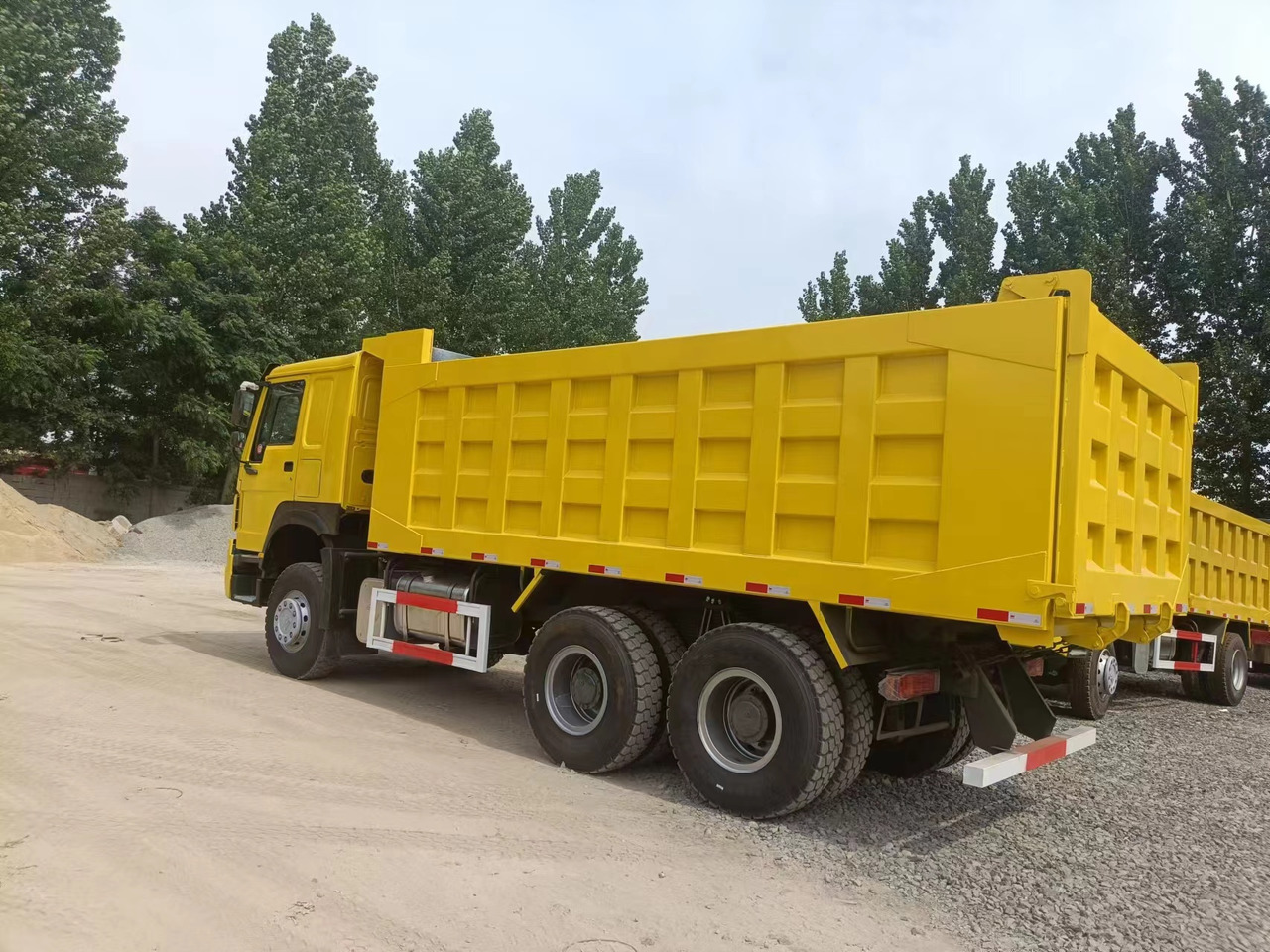 Nauja Savivartis sunkvežimis SINOTRUK HOWO: foto 11