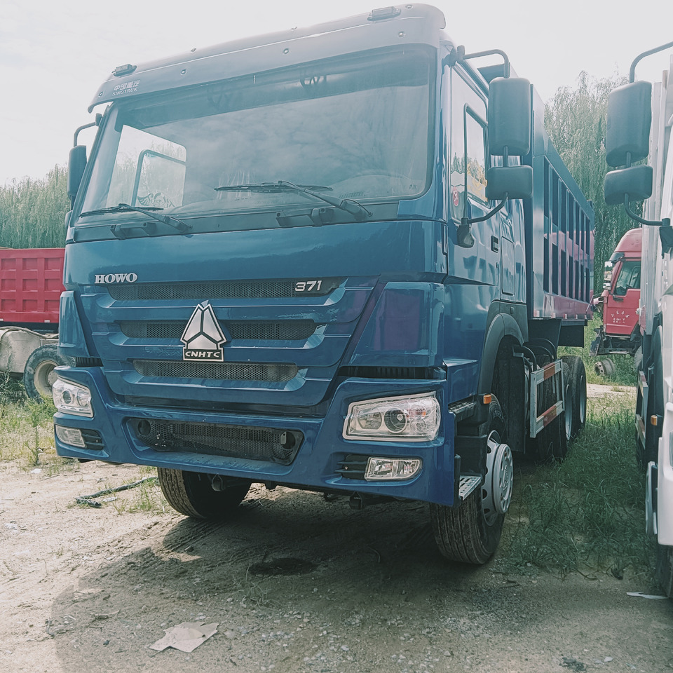 SINOTRUK HOWO - Savivartis sunkvežimis: foto 3 SINOTRUK HOWO - Savivartis sunkvežimis: foto 3