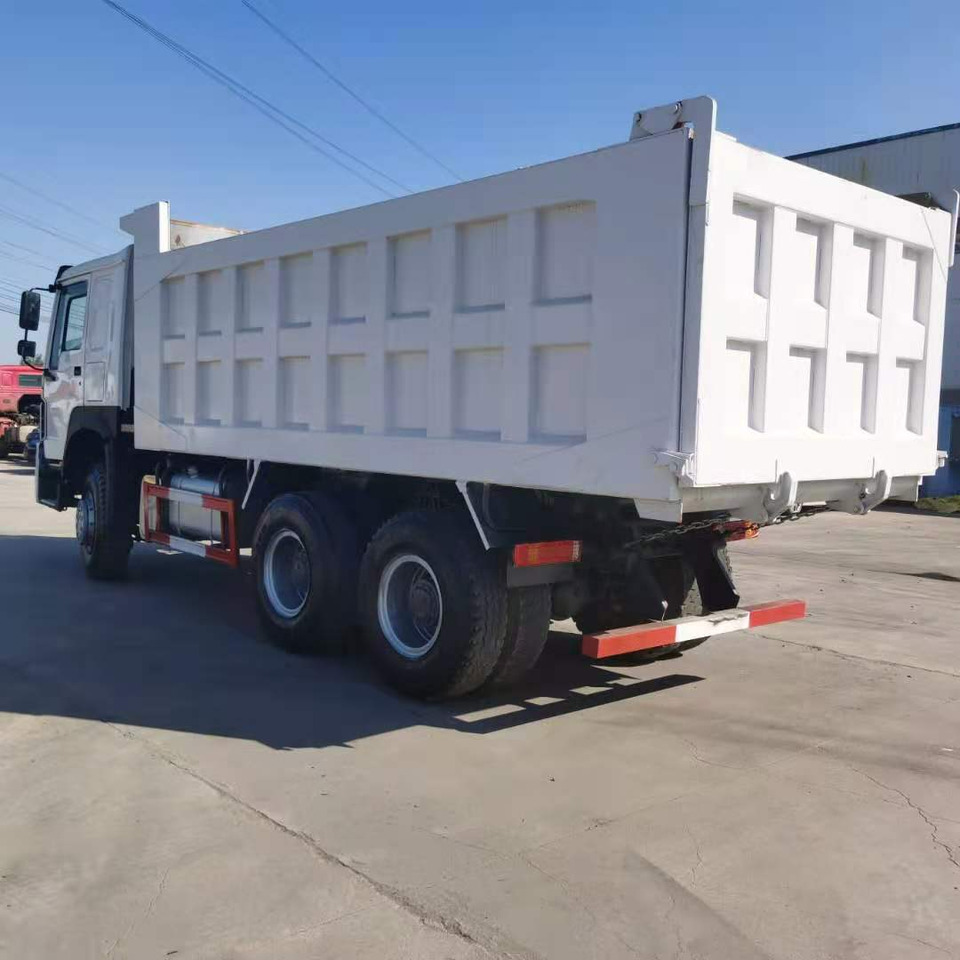 SINOTRUK HOWO - Savivartis sunkvežimis: foto 3 SINOTRUK HOWO - Savivartis sunkvežimis: foto 3