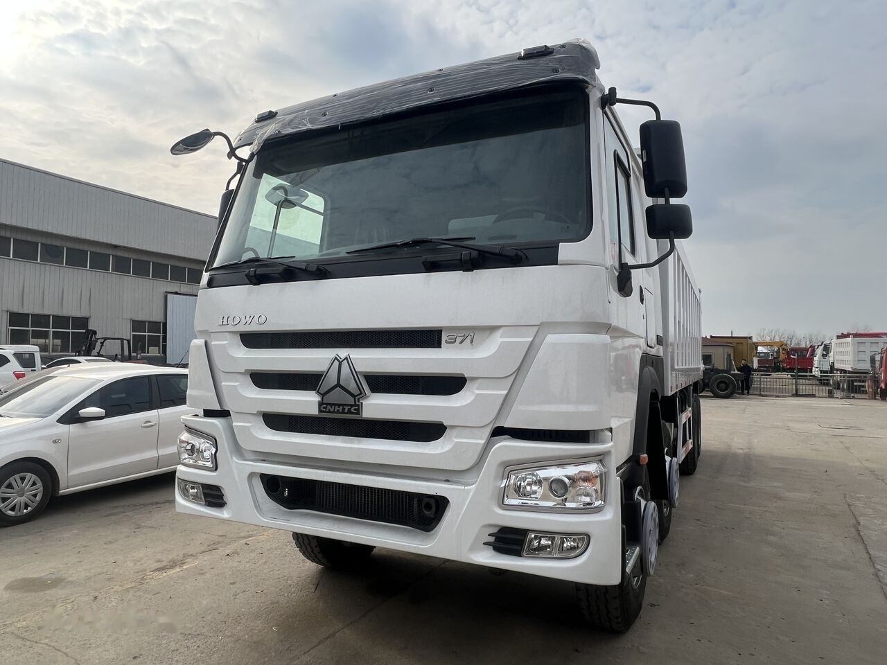 Sinotruk Howo 8*4 - Savivartis sunkvežimis: foto 2 Sinotruk Howo 8*4 - Savivartis sunkvežimis: foto 2
