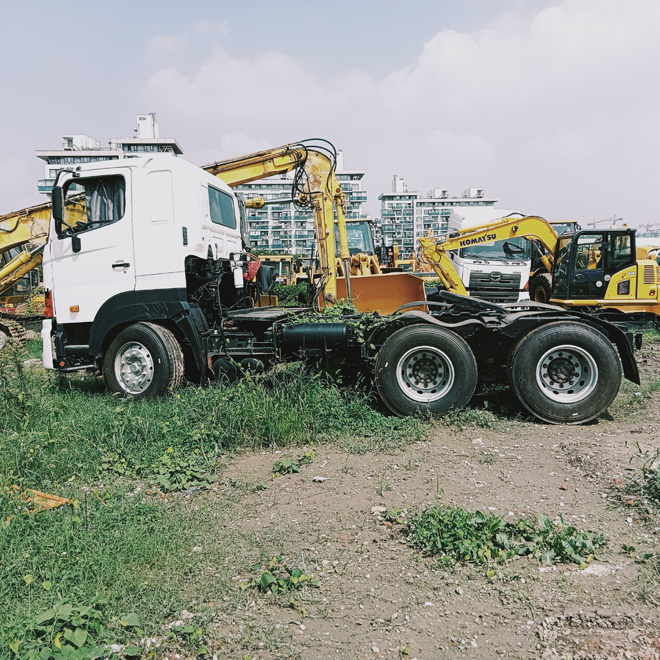 HINO 700 - Vilkikas: foto 5 HINO 700 - Vilkikas: foto 5