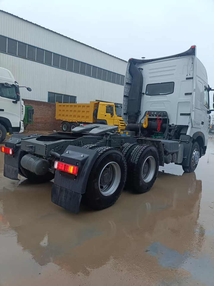 SINOTRUK HOWO - Vilkikas: foto 3 SINOTRUK HOWO - Vilkikas: foto 3