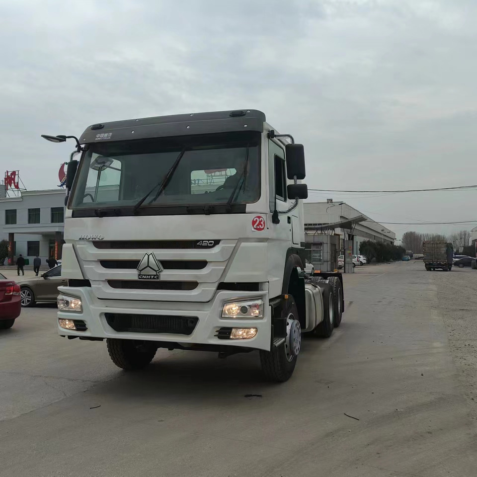 SINOTRUK HOWO trailer head - Vilkikas: foto 2 SINOTRUK HOWO trailer head - Vilkikas: foto 2