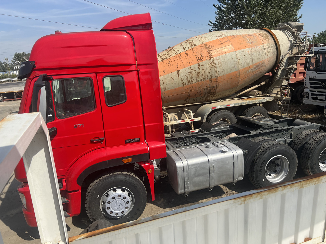 SINOTRUK HOWO trailer head - Vilkikas: foto 5 SINOTRUK HOWO trailer head - Vilkikas: foto 5