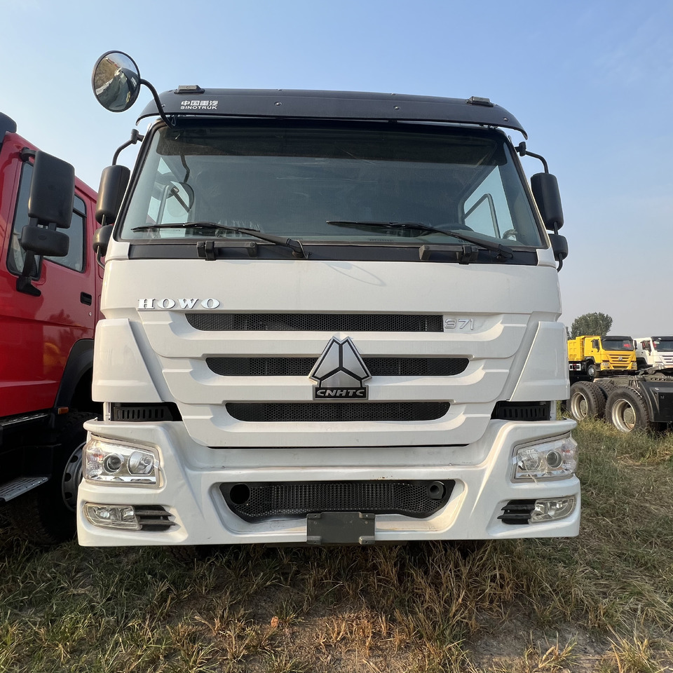 SINOTRUK HOWO tralier head - Vilkikas: foto 5 SINOTRUK HOWO tralier head - Vilkikas: foto 5