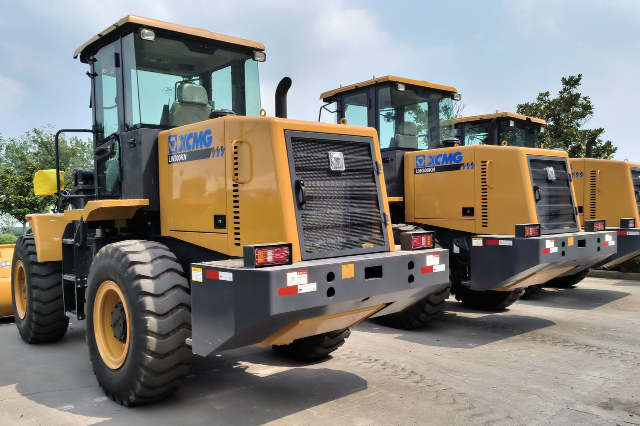 XCMG LW300KN - Ratinis krautuvas: foto 1 XCMG LW300KN - Ratinis krautuvas: foto 1