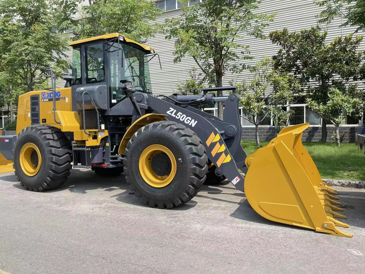 XCMG ZL50GN - Ratinis krautuvas: foto 1 XCMG ZL50GN - Ratinis krautuvas: foto 1