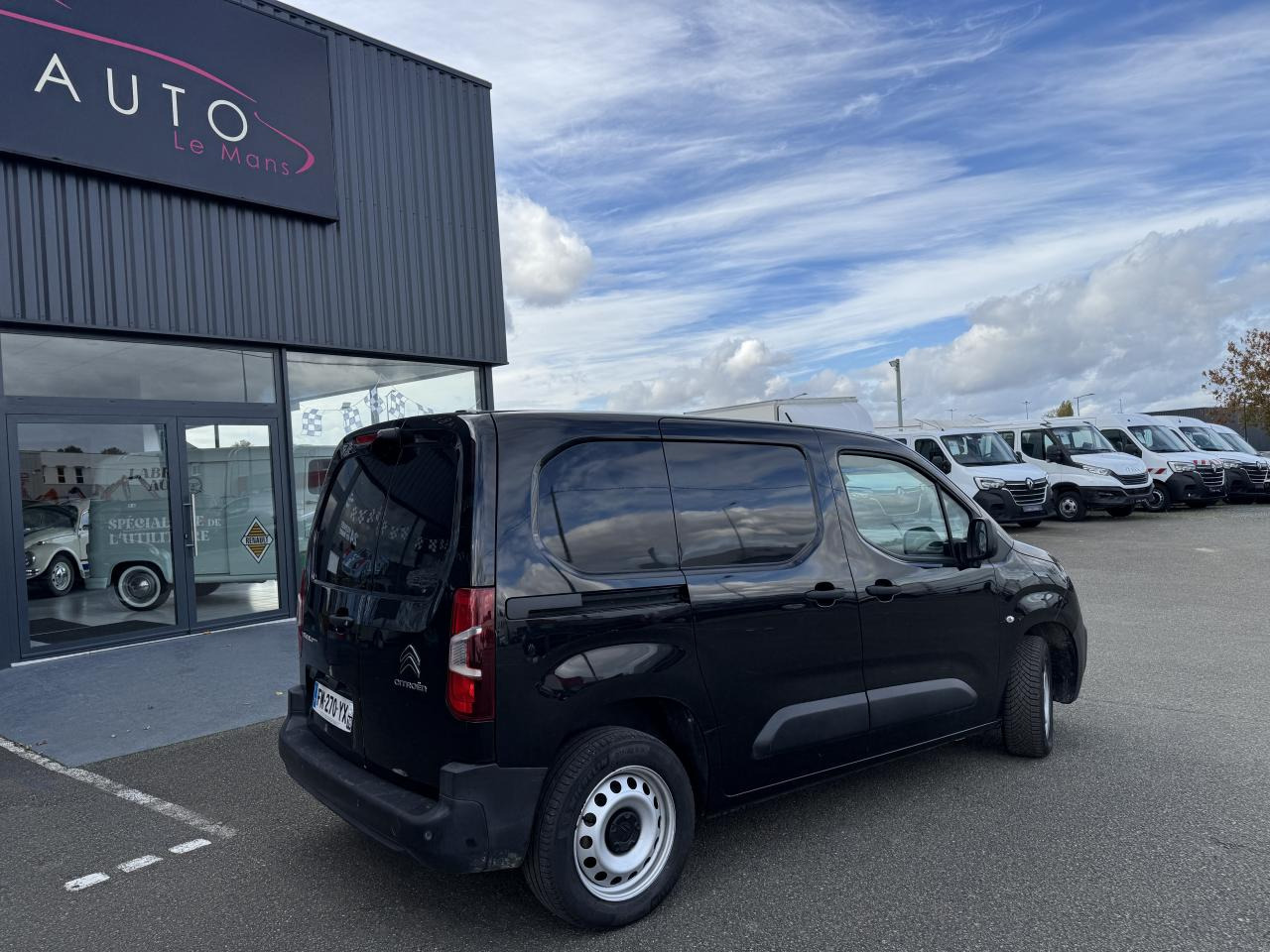 CITROEN Berlingo 1.5 BlueHDi S&S - 130 - BV EAT8 III FOURGON Fourgon M Driver 650 kg PHASE 1 - Krovininis mikroautobusas: foto 5 CITROEN Berlingo 1.5 BlueHDi S&S - 130 - BV EAT8 III FOURGON Fourgon M Driver 650 kg PHASE 1 - Krovininis mikroautobusas: foto 5